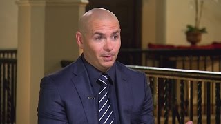 Pitbull a Donald Trump: “Hablaste muy mal de nosotros”