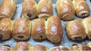 كرواصة بالشكلاط لذيذة  بحال ديال المخابز / petit pain au chocolat