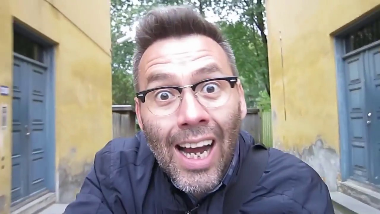 Snarf goes to Spiel16 in Essen EPISODE 1