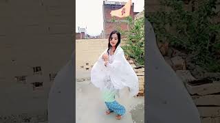 mai ni mai munder pe teri bol raha kaga #Madhuri dixit #short video #by ankita tripathi