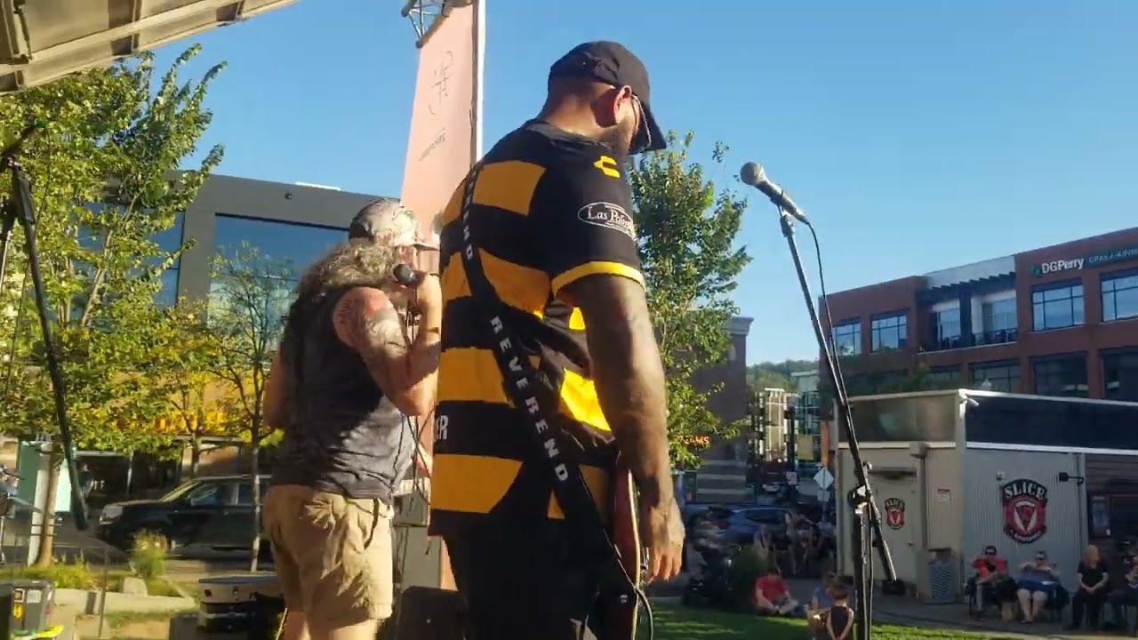 Watch F**k Yeah Dinosaurs original Earl Sinclair (what a guy) 10/5/25 Southside Works Cheesecake show! on YouTube Watch F**k Yeah Dinosaurs original Earl Sinclair (what a guy) 10/5/25 Southside Works Cheesecake show! on YouTube