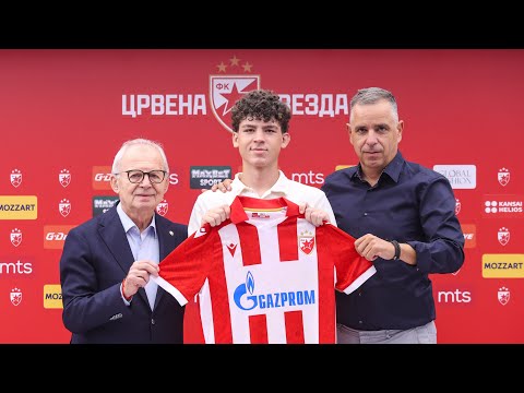 Jovan Mitrović potpisao profesionalni ugovor