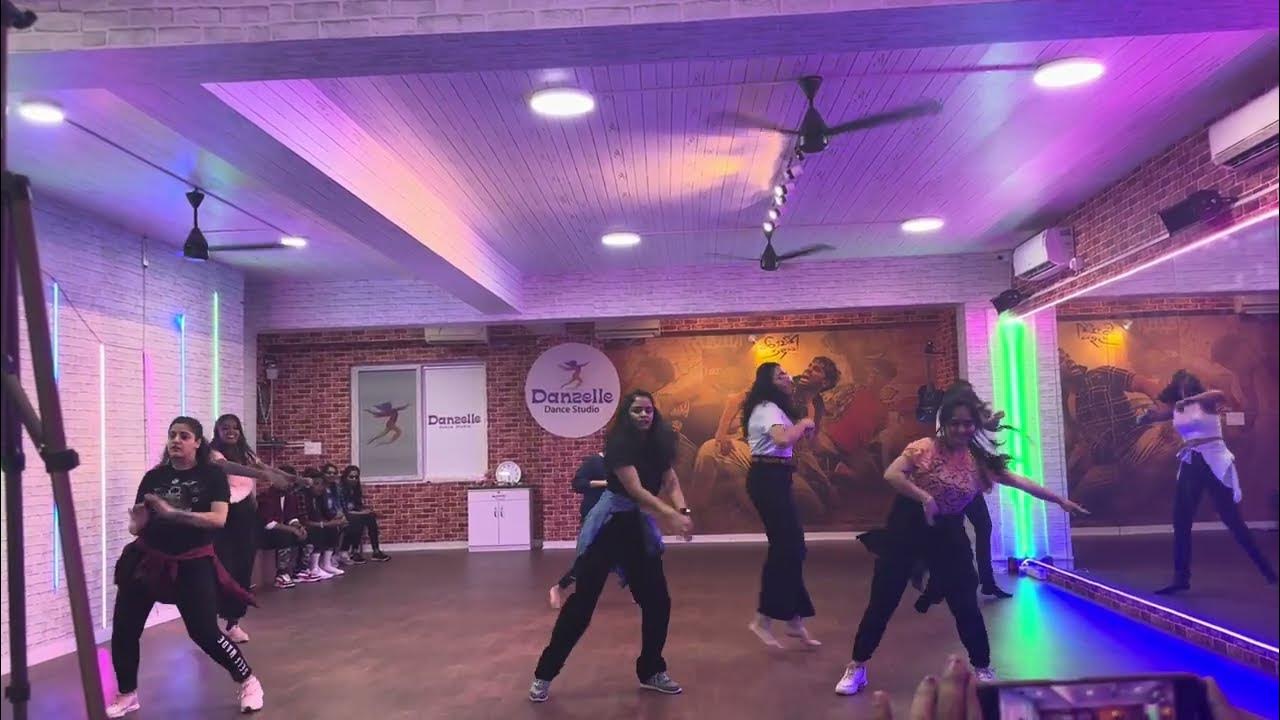 Shake it Pushpavati Grooving to the Kannada Beats! YouTube