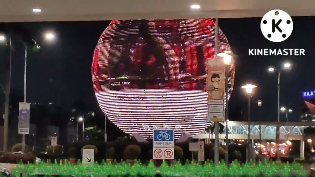 MOA GLOBE ROTONDA by Night