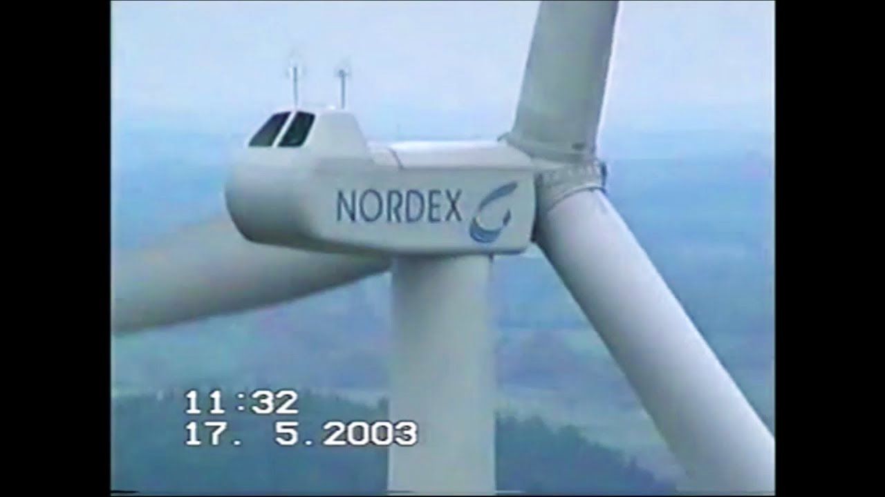 On a Nordex N80/2500 wind turbine: Wind farm Ahrenviöl/Nordfriesland 17.05.2003