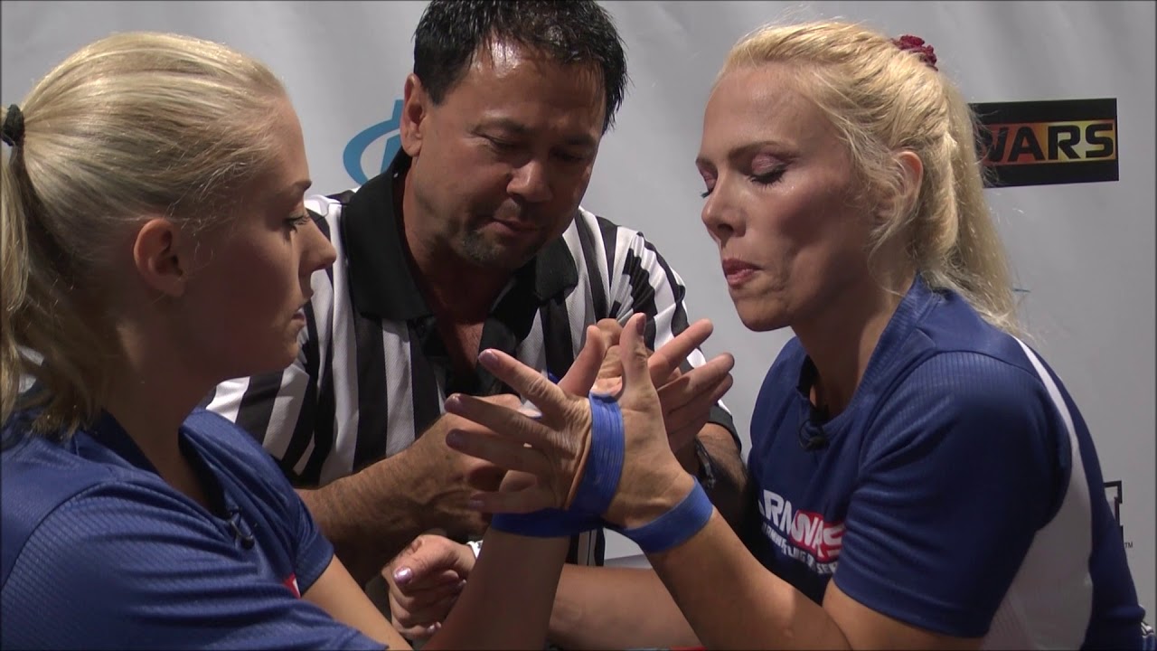 Arm Wars | Armwrestling | Erika Andersson SWE v Lisa Wolfley USA | Left