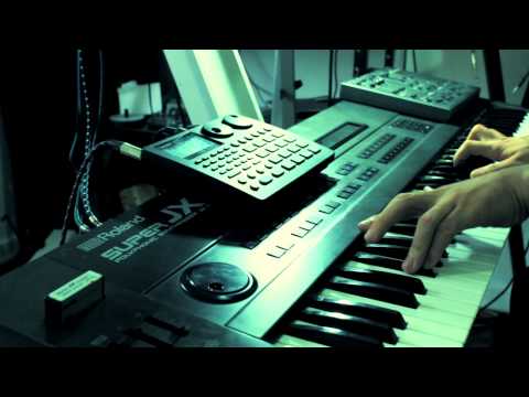 Space Funk #01 with Roland Super JX-10