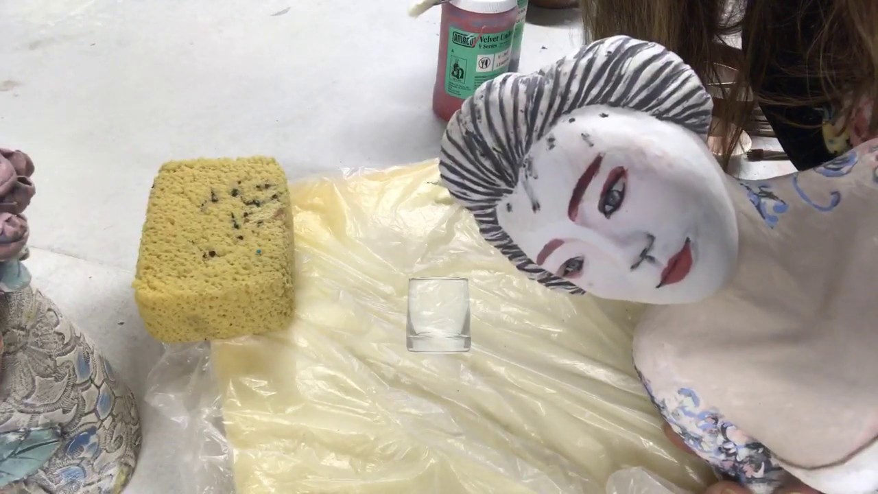 GLAZING SCULPTURE JAPANESE FEMALE CERAMIC W/ TATTOO ON HER BODY.