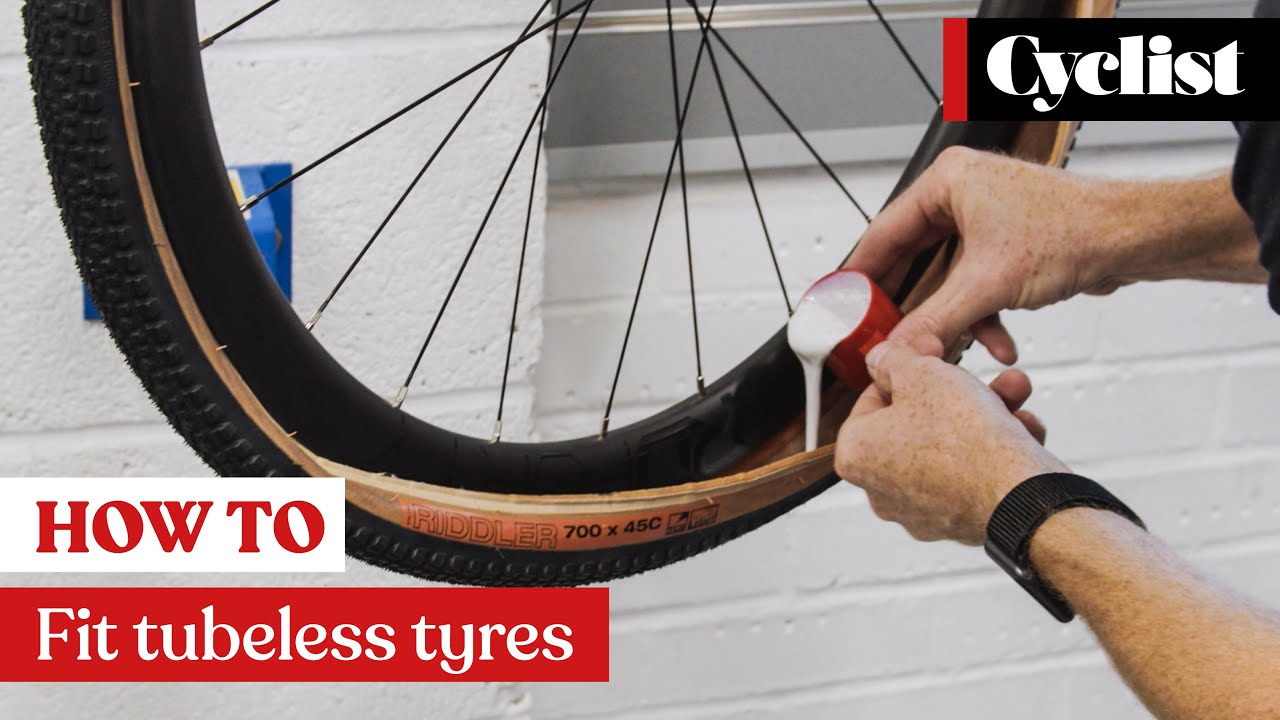 How to fit tubeless tyres: Pro tips for fitting tubeless tyres