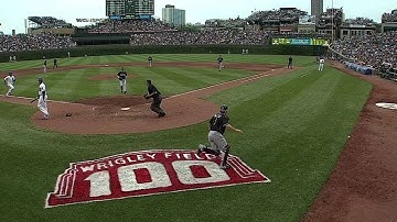 MIA@CHC: Castro crosses the plate on a wild pitch
