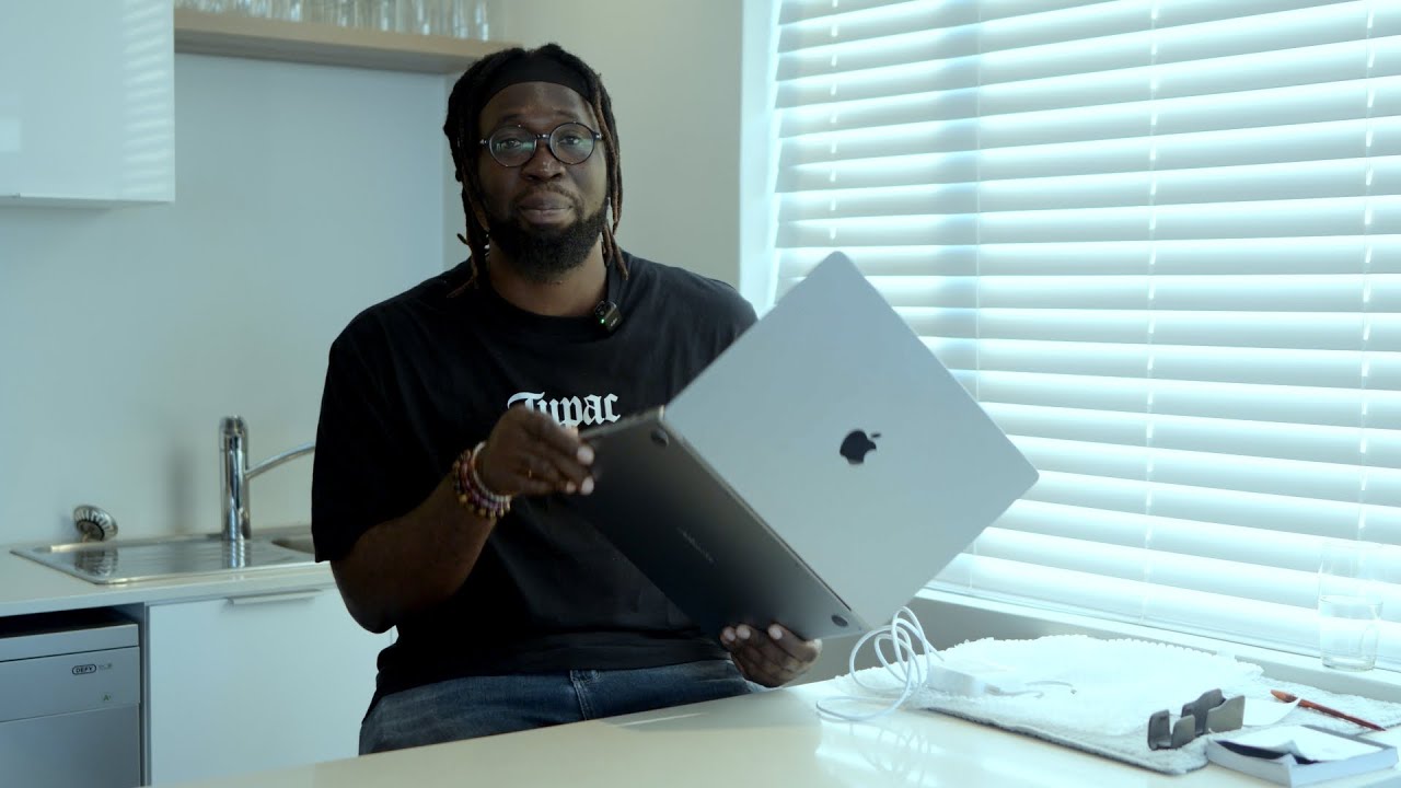 Buying a Refurbished MacBook Pro M1 Max 10-Core CPU 32GB RAM 1TB SSD 16" MK1A3LL/A (2021)  IN 2024