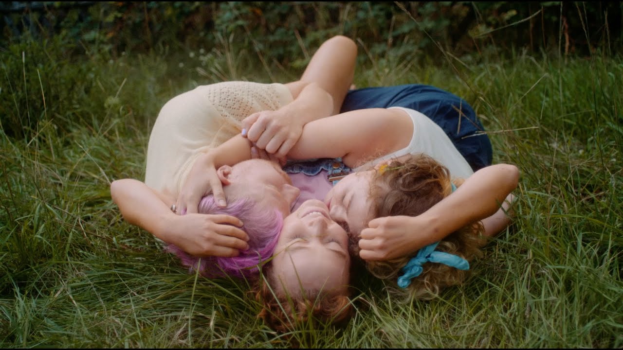 在 YouTube 上观看 ASA 808 feat. DAEDE – Love No Matter What (Official Music Video) 在 YouTube 上观看 ASA 808 feat. DAEDE – Love No Matter What (Official Music Video)