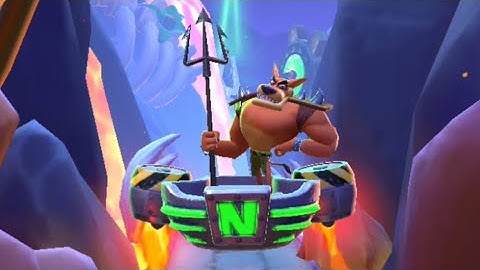 Crash Bandicoot: On the Run! - Nitro Tiny Tiger Boss Fight