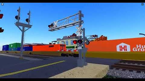 ROBLOX CSX 7924 ex LMS 706 Leads Intermodal Train Pass Old B&O Signals in Glendale, OH. (2009)