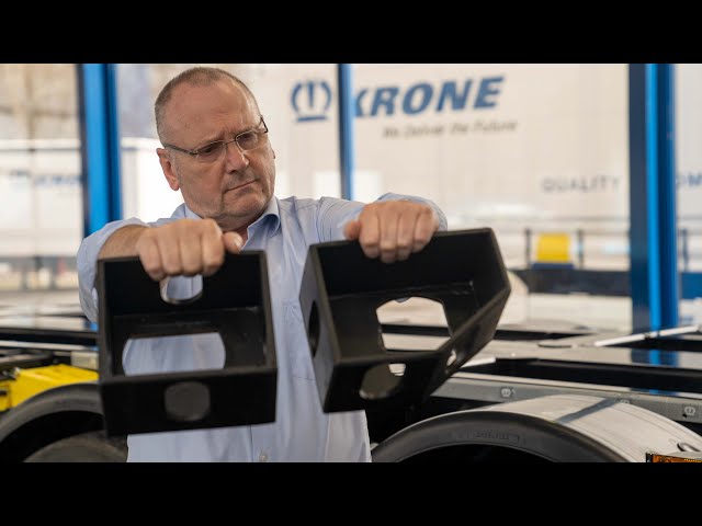Form and force closure on the KRONE Box Liner. | KRONE TV