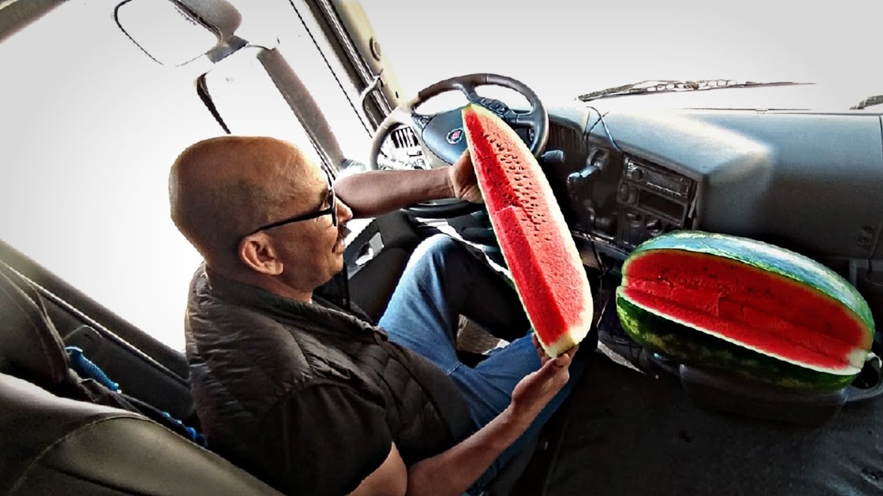 مبغيتش نتلاقى مع شي شاحنة وسط هاد الطريق الديقة باش منرجعش marche arrière