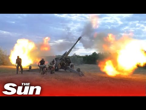 Defending Ukrainian troops blast Russian targets with howitzer.