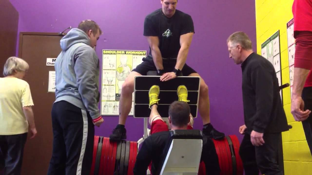 Brent O'Reilly Leg Presses 1400 lbs