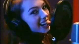 Watch Skye Sweetnam Radio Free Roscoe Theme video