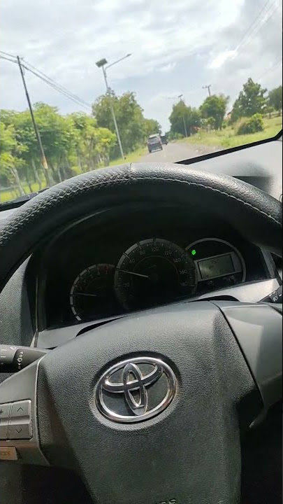 Story WA Nyetir mobil