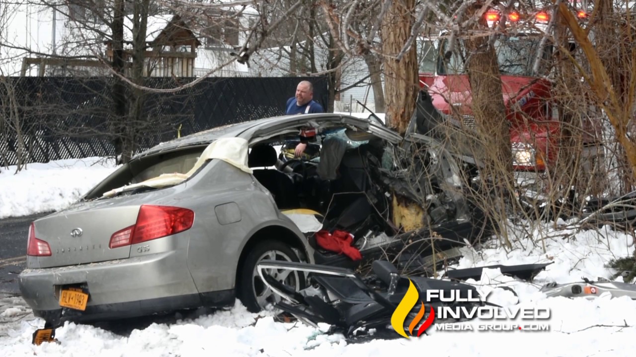 Selden,NY Person Seriously Injured After 2Car Crash 021117 YouTube