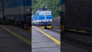 Persing CD 162 062-4 v Uholickach #train #trainspotting #českédráhy Persing CD 162 062-4 v Uholickach #train #trainspotting #českédráhy