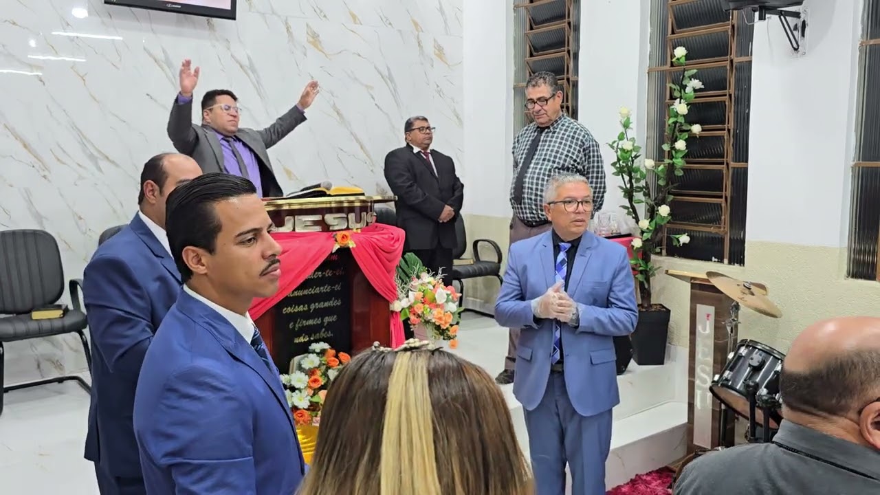 O Pão da Vida - 328 Harpa Cristã 