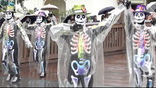 ºoº ディズニーランド ハロウィーン・ポップンライブ 雨の日バージョン グーフィーがフロートに乗ってノリノリ♪ TDL Halloween Pop'n Live Rain Version ºoº ディズニーランド ハロウィーン・ポップンライブ 雨の日バージョン グーフィーがフロートに乗ってノリノリ♪ TDL Halloween Pop'n Live Rain Version