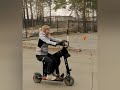 Доберман на эл.самокате 😄/Doberman on an electric scooter