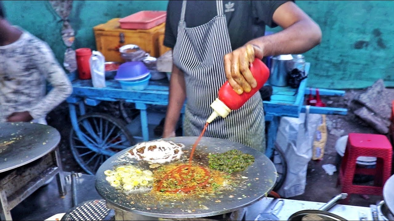 Dragon Fry Omelette Curry | Roadside Famous Creamy Egg Dish | Indian Street Food | Street Food Fantasy