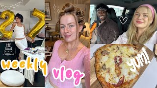 WEEKLY VLOG: Emily&#39;s birthday! Dog sitting &amp; GRWM for an award show!!