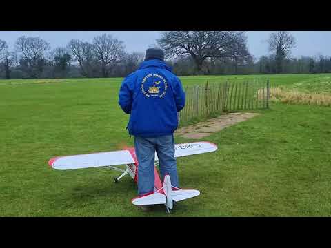 Lazy Sunday fly in Emay's RC Taylorcraft