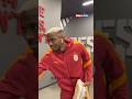 Victor Osimhen always behave time for the fans ❤️🇳🇬You just have to love him 💯 #galatasaray