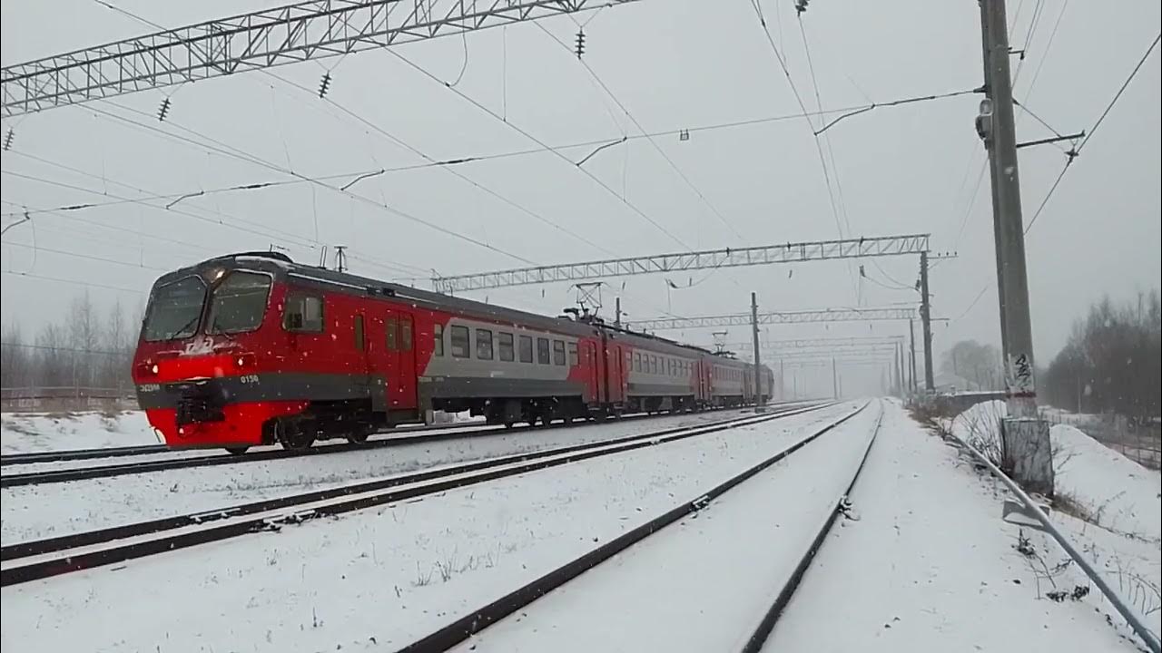 Пригородные электрички петрозаводск свирь. Поезд 155. Свирь жд. Вагон электрички фото. Депо свирь.