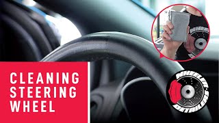 CARCARE24.EU | CLEANING A SHINY STEERING WHEEL | D-CON INTERIOR SCRUBBING SPONGE | APC | FORD FOCUS
