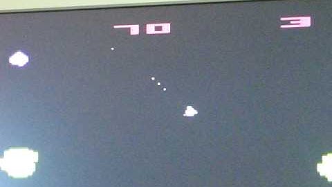 Atari Asteroids Gameplay