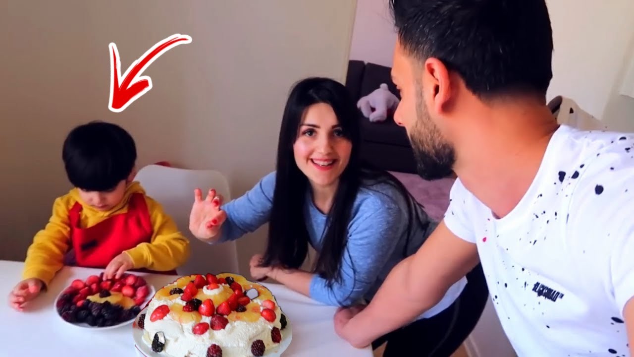 اولادنا دخلو المطبخ وحضرو كيكة لامهم بعيد الام | قمة الكياتة🥰