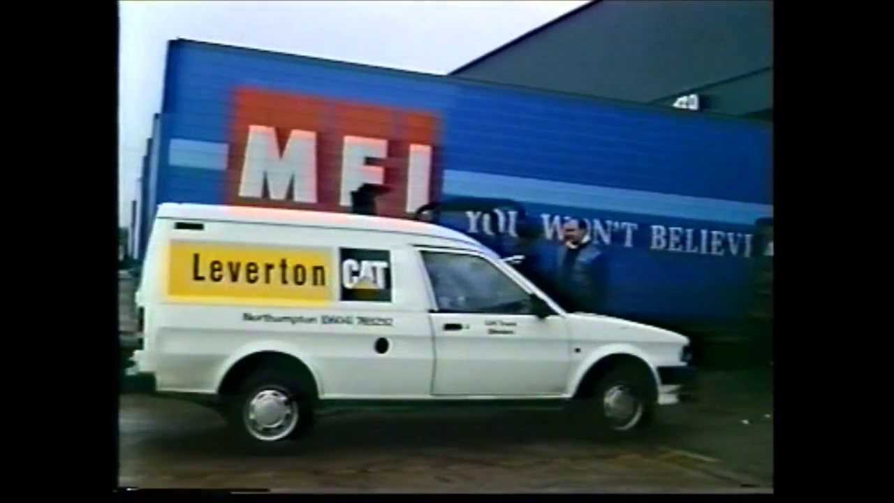 "TEAM LEVERTON" Caterpillar Tractor Dealers H Leverton Ltd CAT VHS
