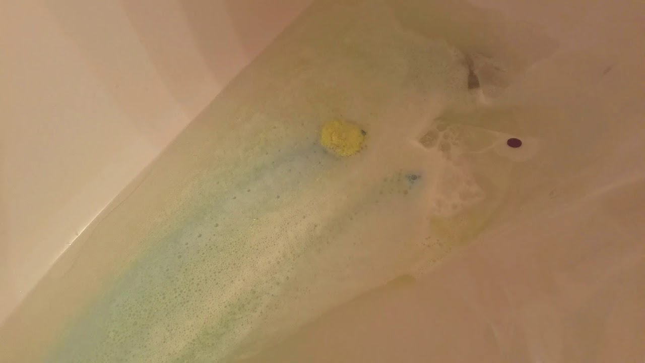 Mermaid Goals Bath Bomb