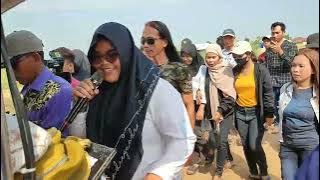 DEKE KITA Voc.Mba Erika _ singa Dangdut SATRIA MUDA Live Desa Embos kec.Trisi _ indramayu