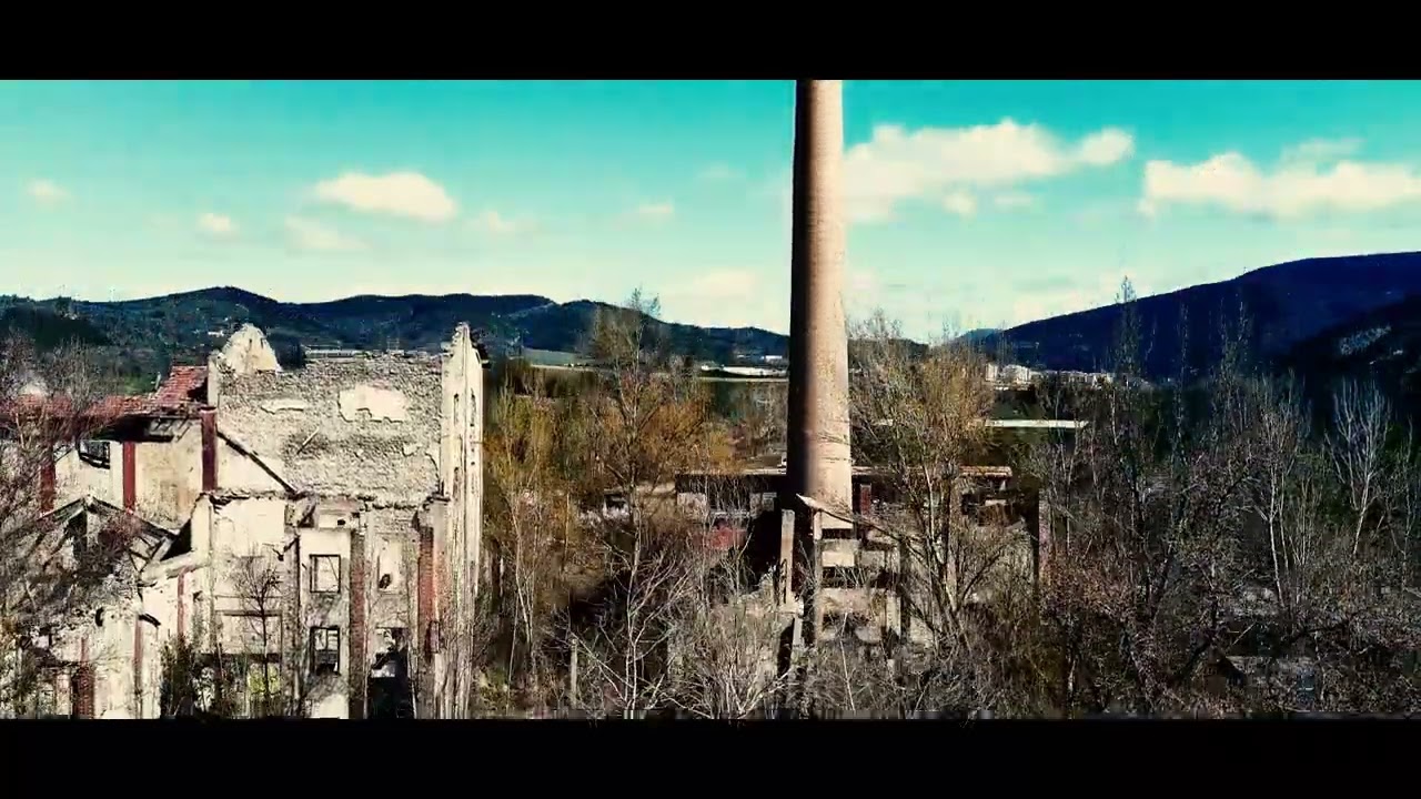 El Antiguo Aserradero de Ekai en DRON 4K | El Lugar Abandonado Más Brutal de Navarra