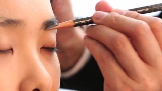 Shu Uemura 3D Brow Styling