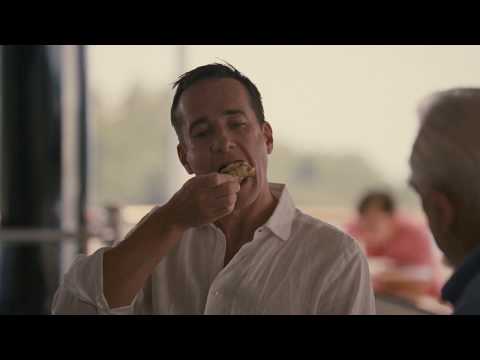 Succession - Tom eats Logan's chicken: What the fuck was that!? (S02E10)