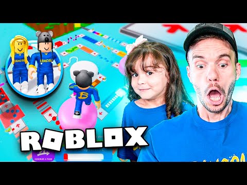 Fuga da boneca assustadora no ROBLOX com LAURA, Fala galera! O vídeo de  hoje é um gameplay style! A Laura e eu jogamos um escape no Roblox! :D, By  Brancoala