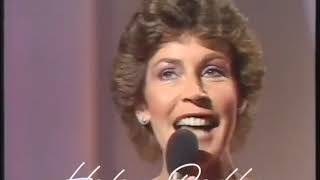 HELEN REDDY - I AM WOMAN/I CAN&#39;T SAY GOODBYE TO YOU - BRITISH PERFORMANCE
