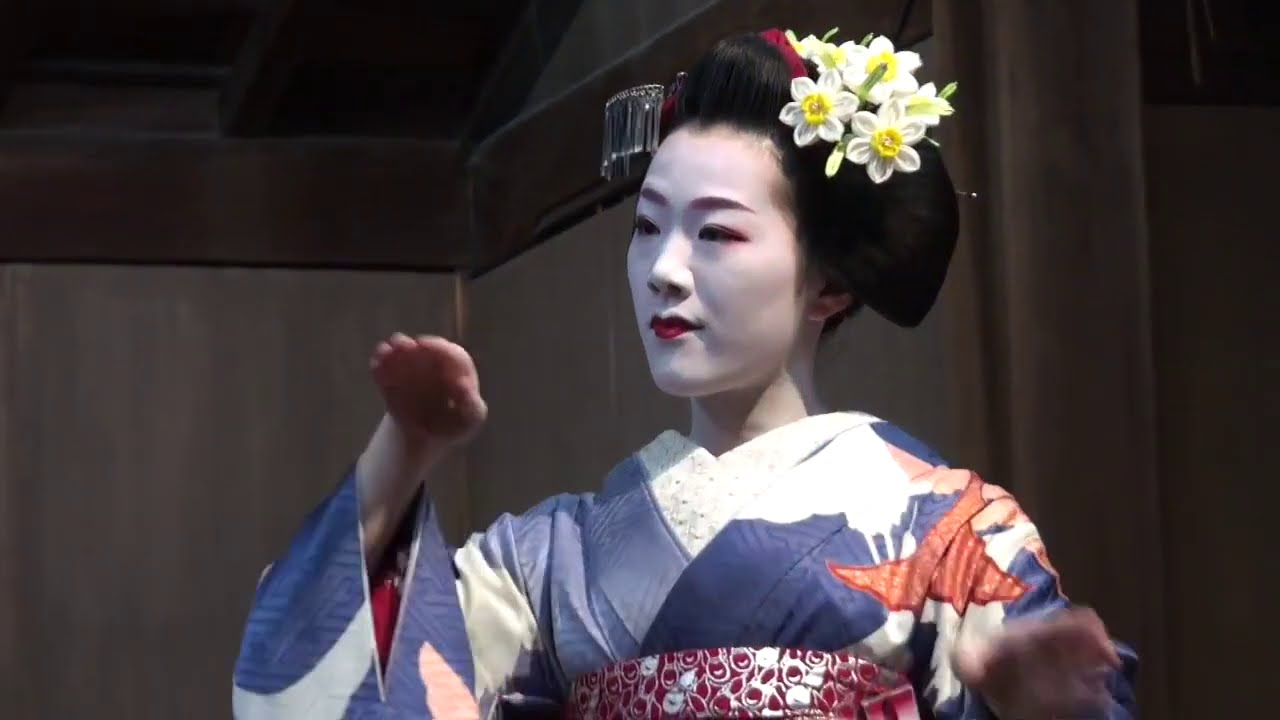 Maiko Dance Harusame, Gion Higashi - 舞妓
