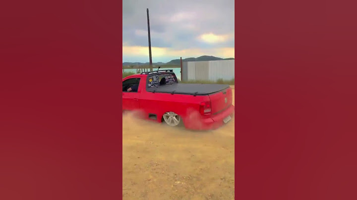 SAVEIRO REBAIXADA FAZENDO DRIFT #shorts