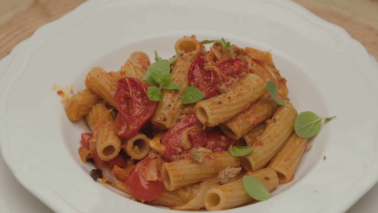 PASTA IN TEGLIA CON FINOCCHI E CAROTE | Cucina Economica con Csaba della Zorza