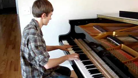 Nicki Minaj: Starships (Elliott Spenner Piano Cover)