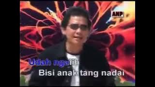 Andrewson Ngalai - Menaur Lapar (Karaoke Version)